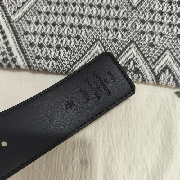 Louis Vuitton Black Monogram Reversible Belt - Picture 5 of 6